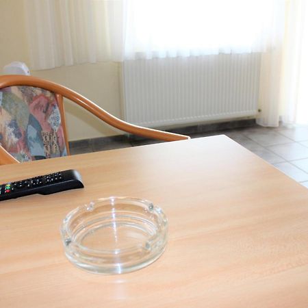 Hotel America Ramstein-Miesenbach Habitación foto